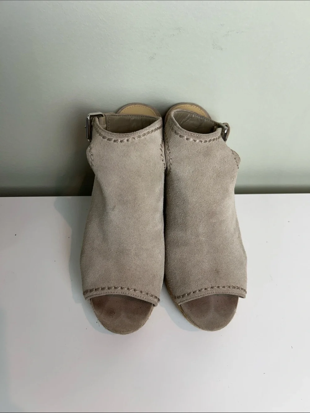 Marc Fisher Harli Suede Espadrille Wedge Sandals Taupe Peep Toe Size 9 M